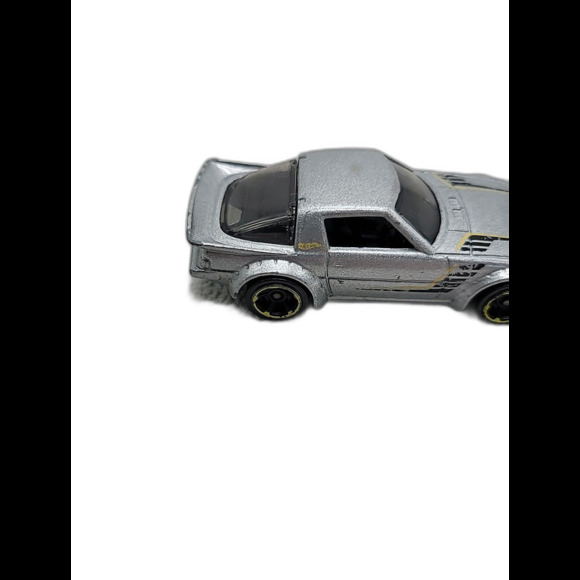 Hot Wheels Mazda RX-7 - 2011 Car 1:64 - Picture 4 of 16